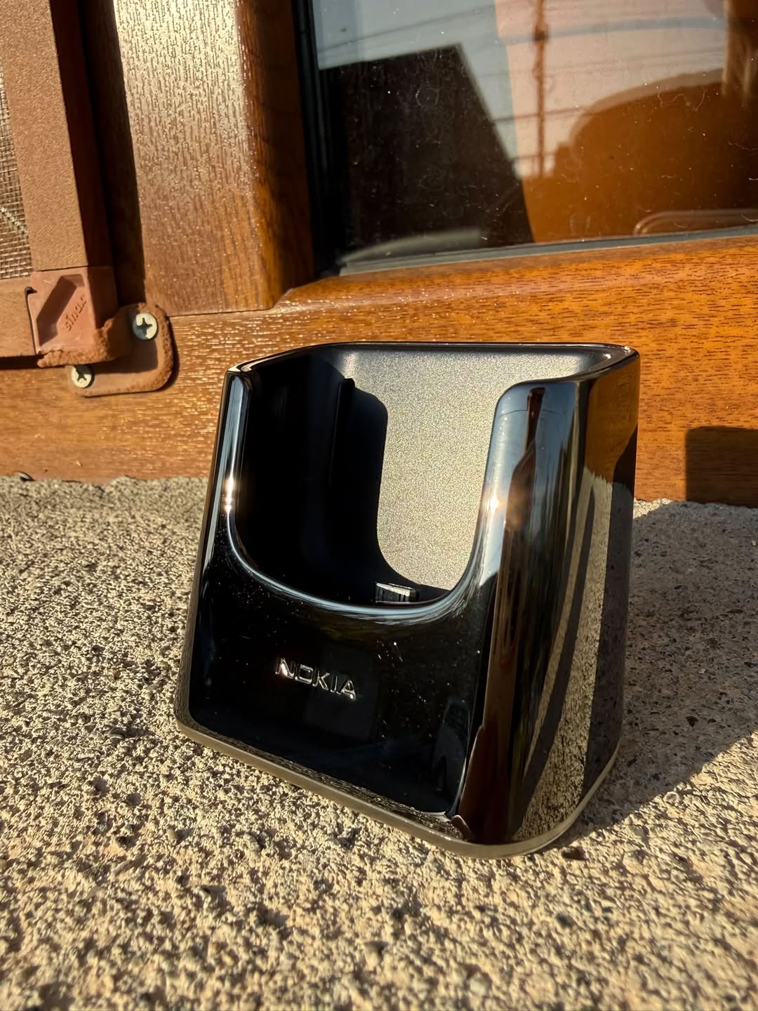 Nokia charging cradle