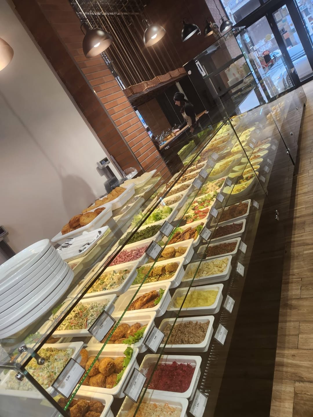 Used refrigerated display cases, 1 unit, 3 meters long