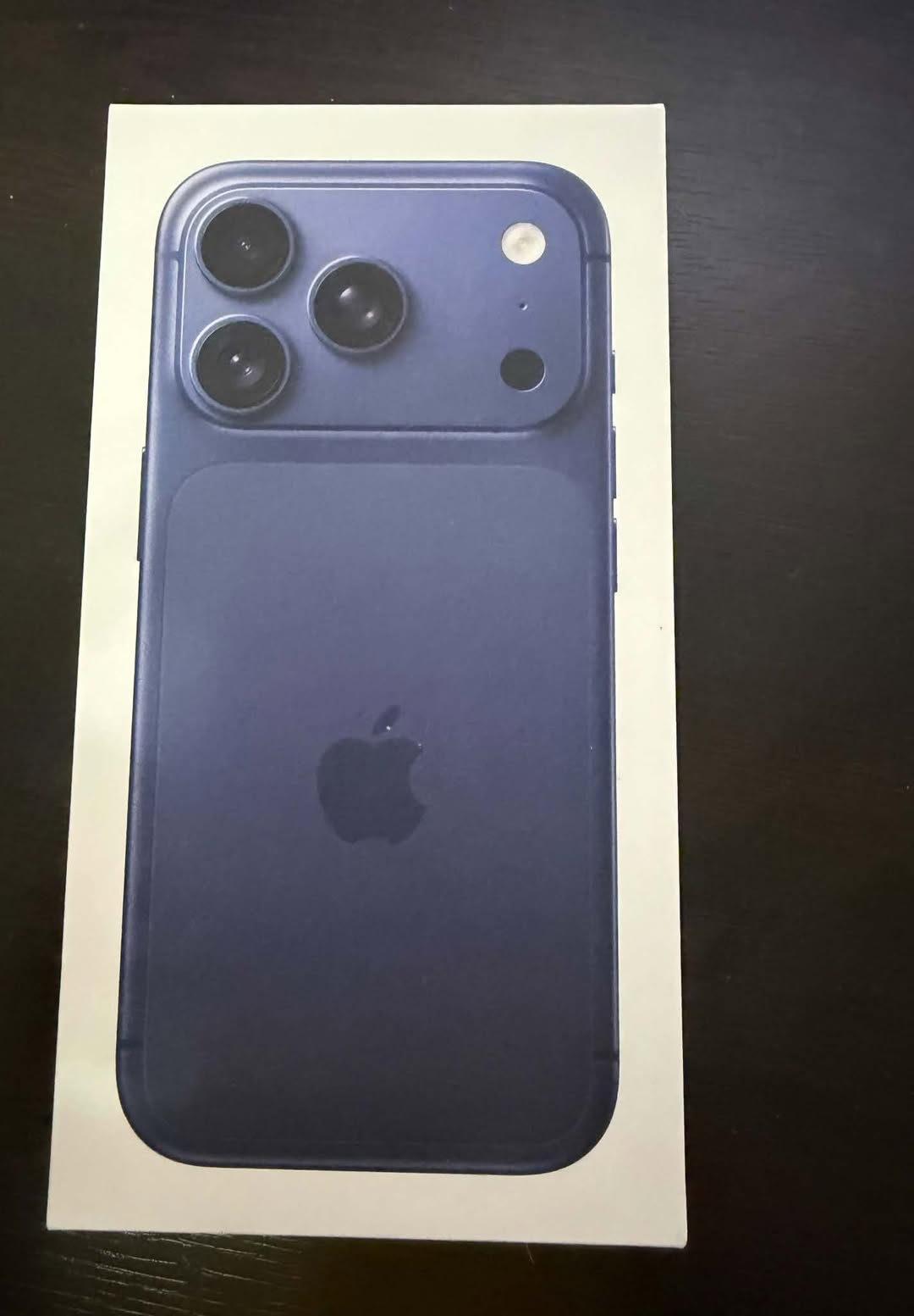 iPhone 17 Pro 256GB, blue, 100% battery