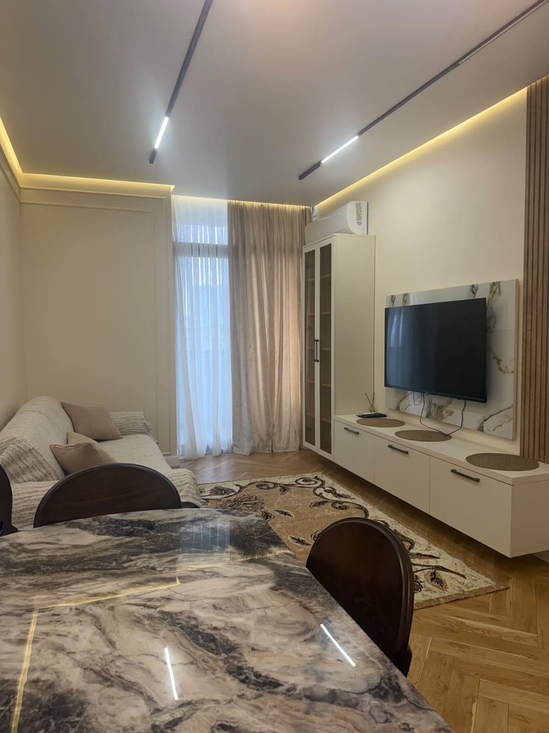 1 oda daire kiraya verilmektedir, Batum - $800