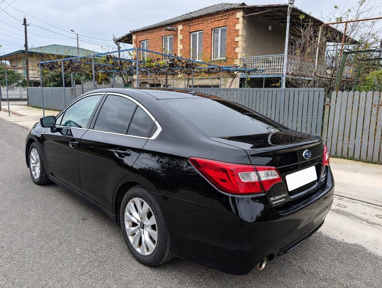 Продаётся Subaru Legacy 2015 года 4x4 — 7,000$