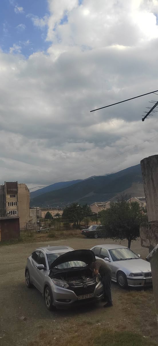 2 odalı 63 metrekare daire 45,000$'a satılık