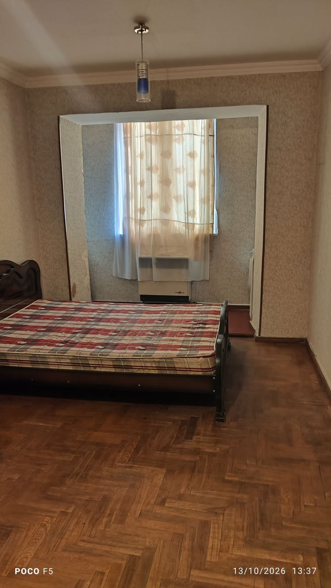 1 oda daire kiraya veriliyor, Rustavi