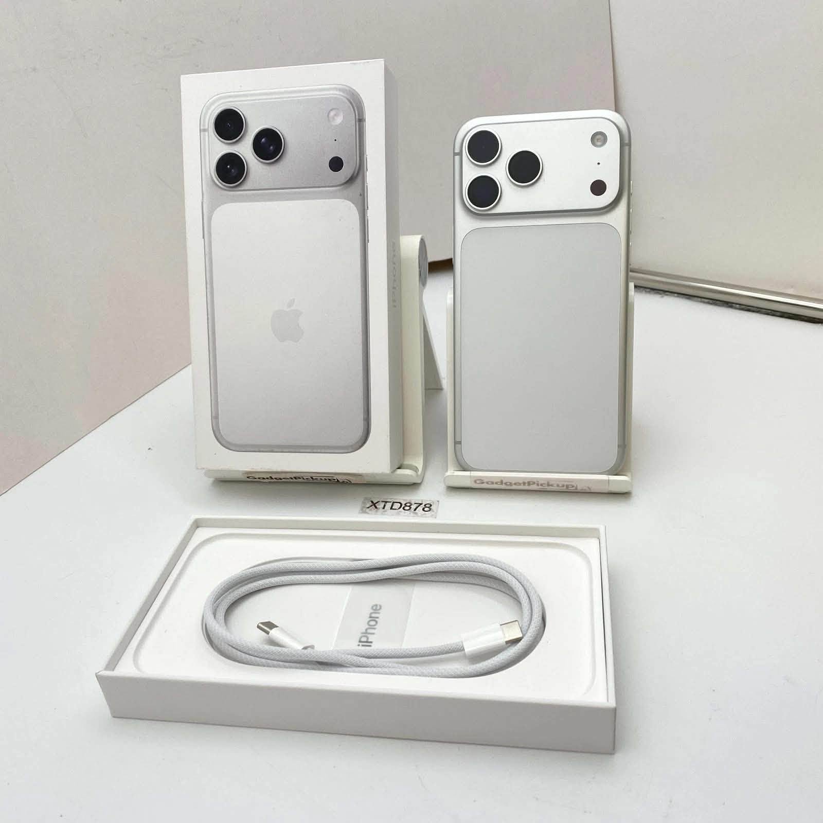 iPhone 17 Pro Max 256GB, çok iyi durumda