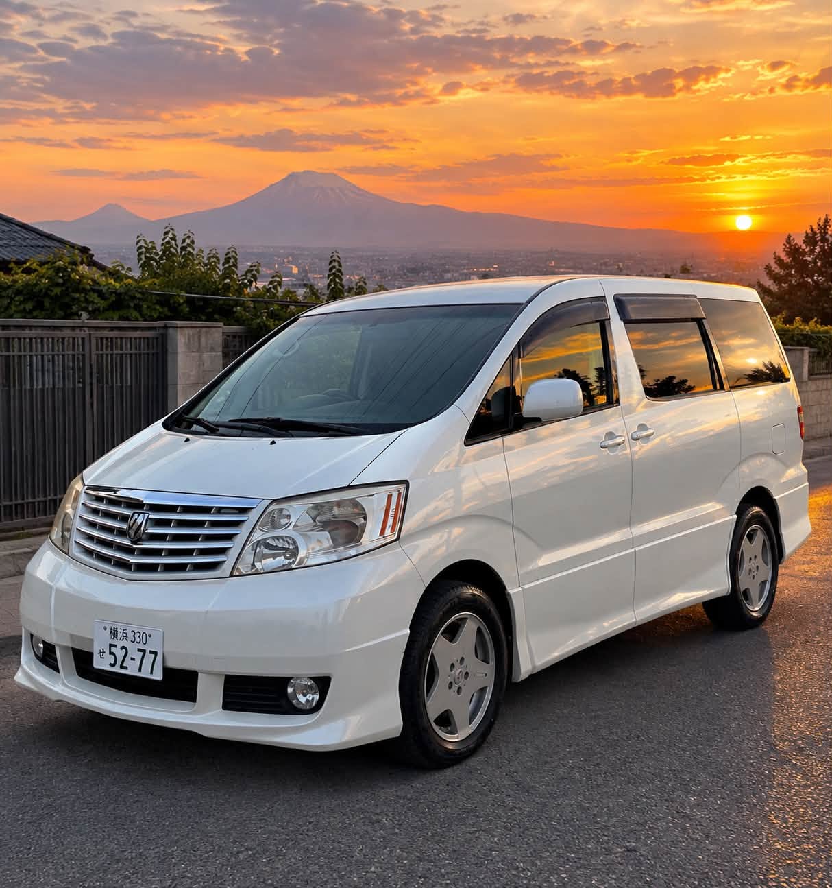 ტოიოტა ალფარდი 2004 — 12700$