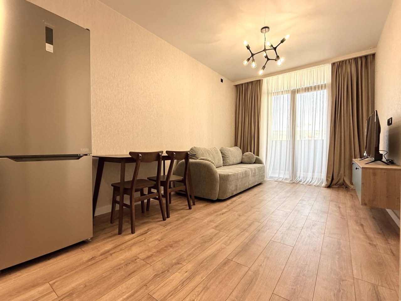 იყიდება ბინა, თბილისი — $78,000