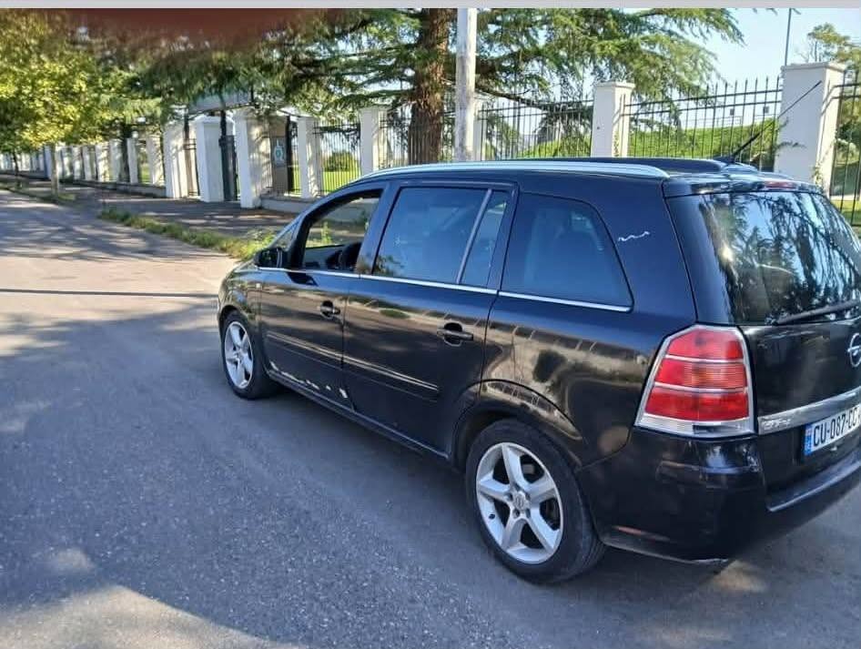 Avtomobil — 2,700$