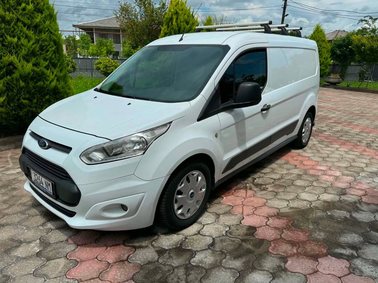 2015-ci il üçün avtomobil orijinaldır və heç vaxt təmir edilməyib — 7,500$