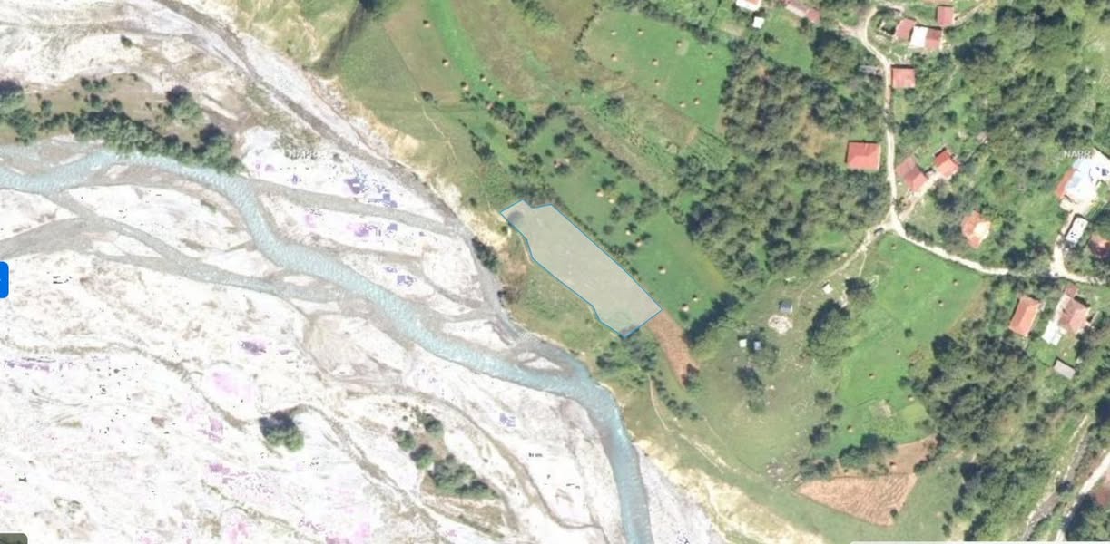 📌 Arazi parçası 25 000 lara satılık