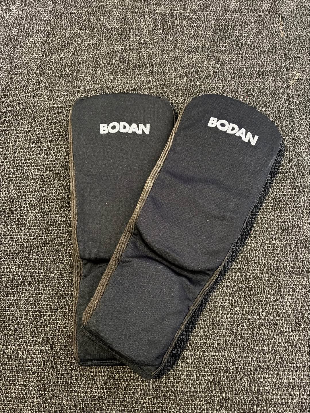 Bodan kickboks shin korumaları