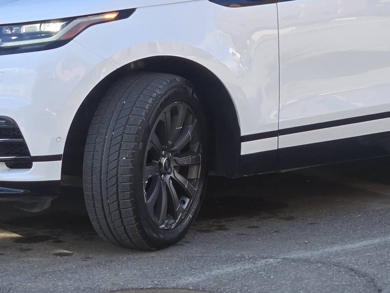 Range Rover Velar R20 jantlı kış lastikleri