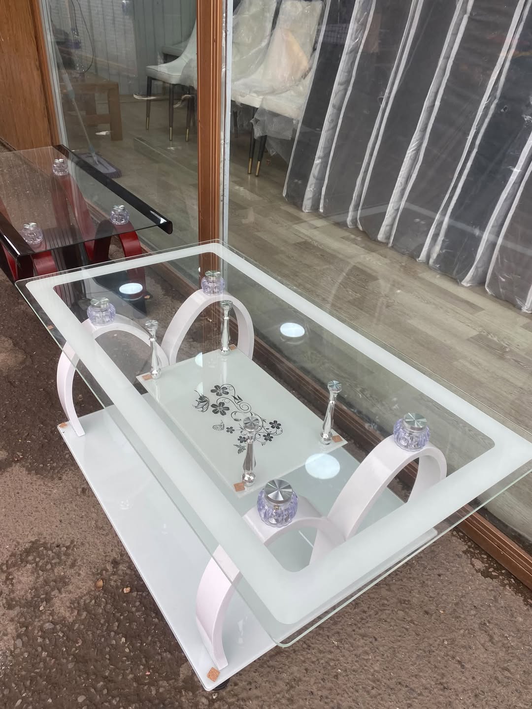 Şüşə masa 250₾✅ Türkiyədə istehsal olunub, çatdırılmaqdadır