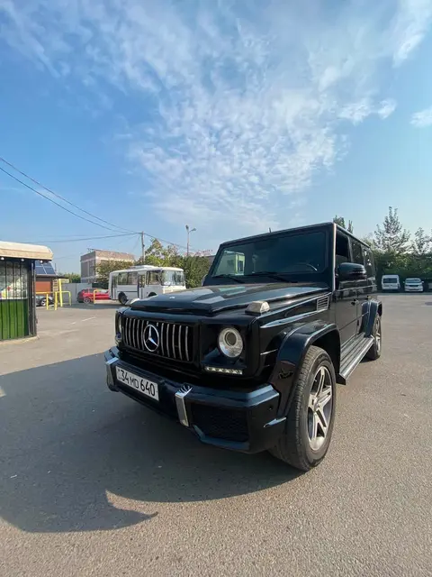 Mercedes-Benz G500