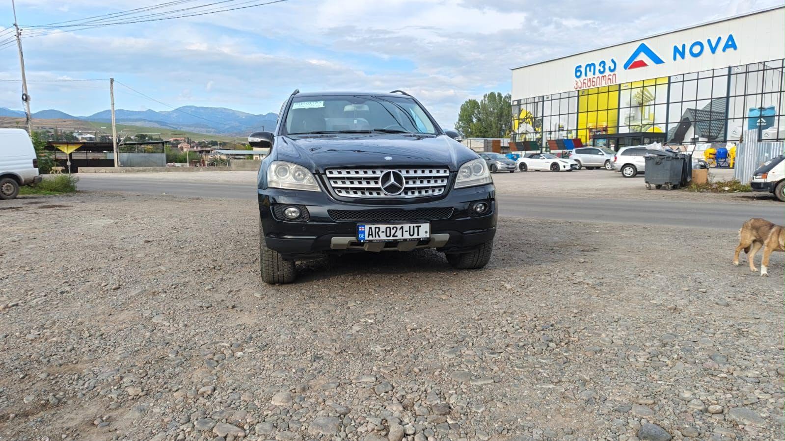 მანქანა ნორმალური მდგომარეობაშია. 30.დ 2006.ფასი 4500დ..გაცვლაც