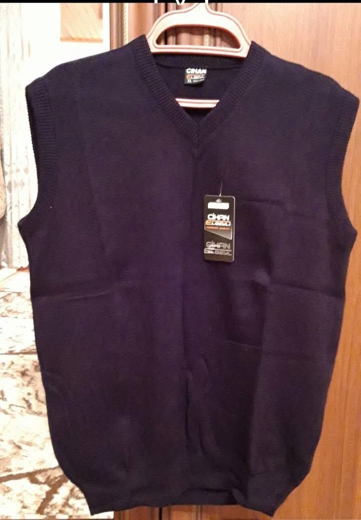 New navy knit sweater vest
