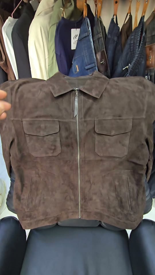 Brown suede jacket with pockets