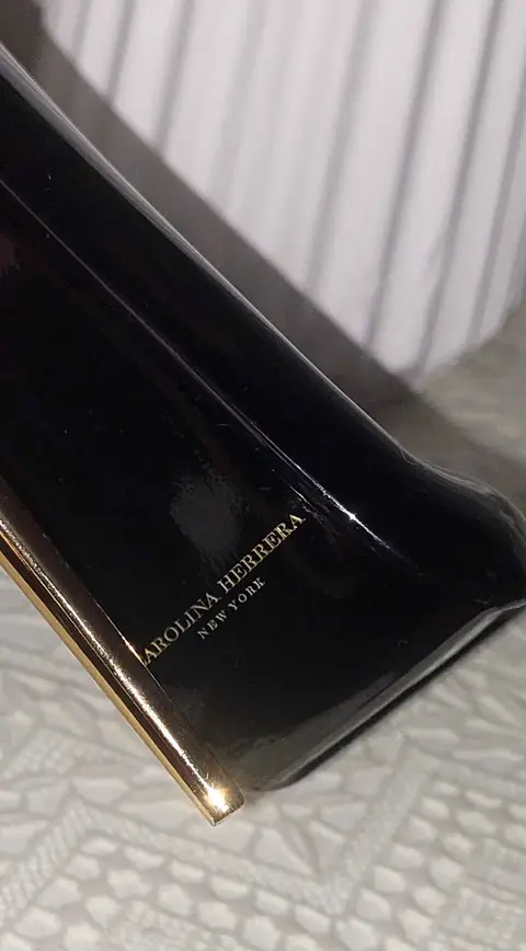 15 ml of Carolina Herrera Good Girl perfume is left