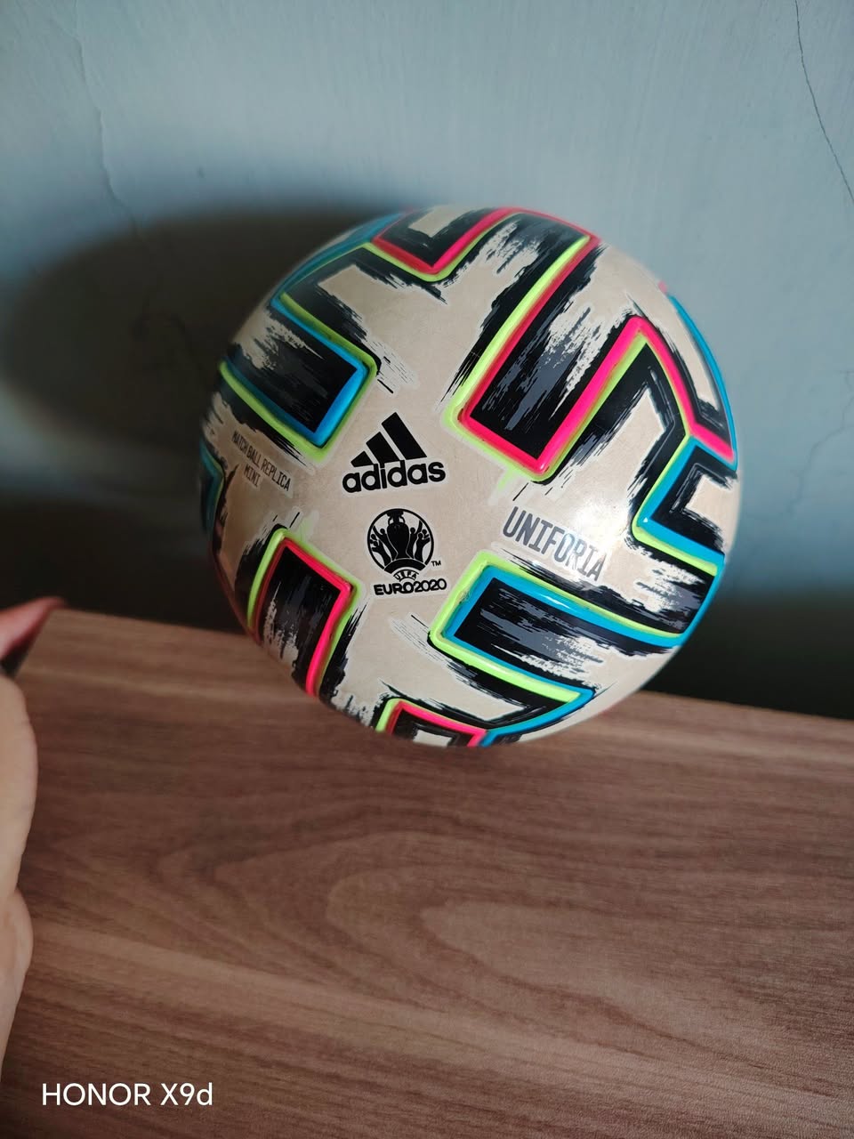 Adidas Uniforia Euro 2020 საფეხბურთო ბურთი
