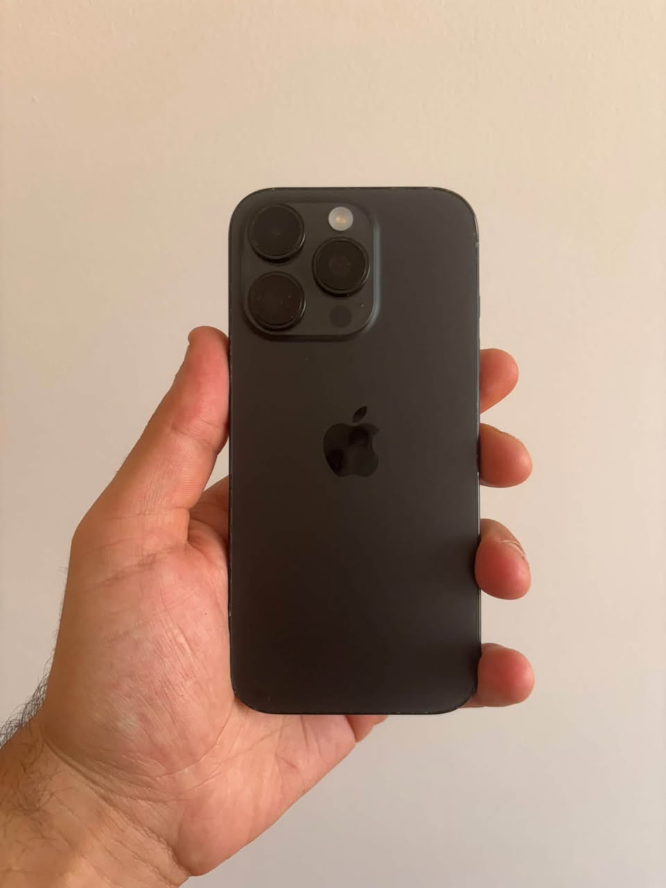 Ифон 16 Pro 512 ГБ с SIM — 275 000 rubлей