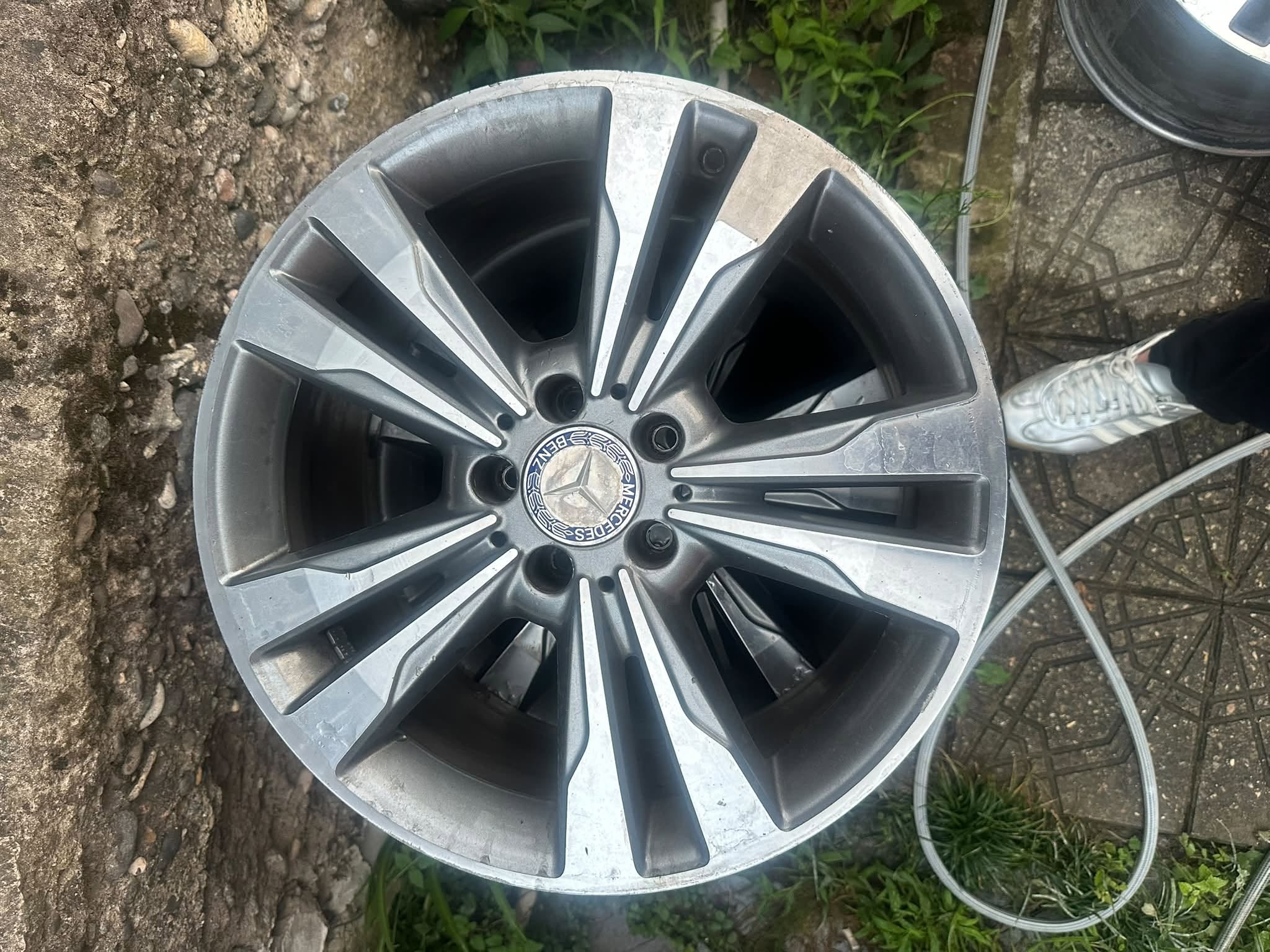 R18 Ուսվարկեբի Քութայսում