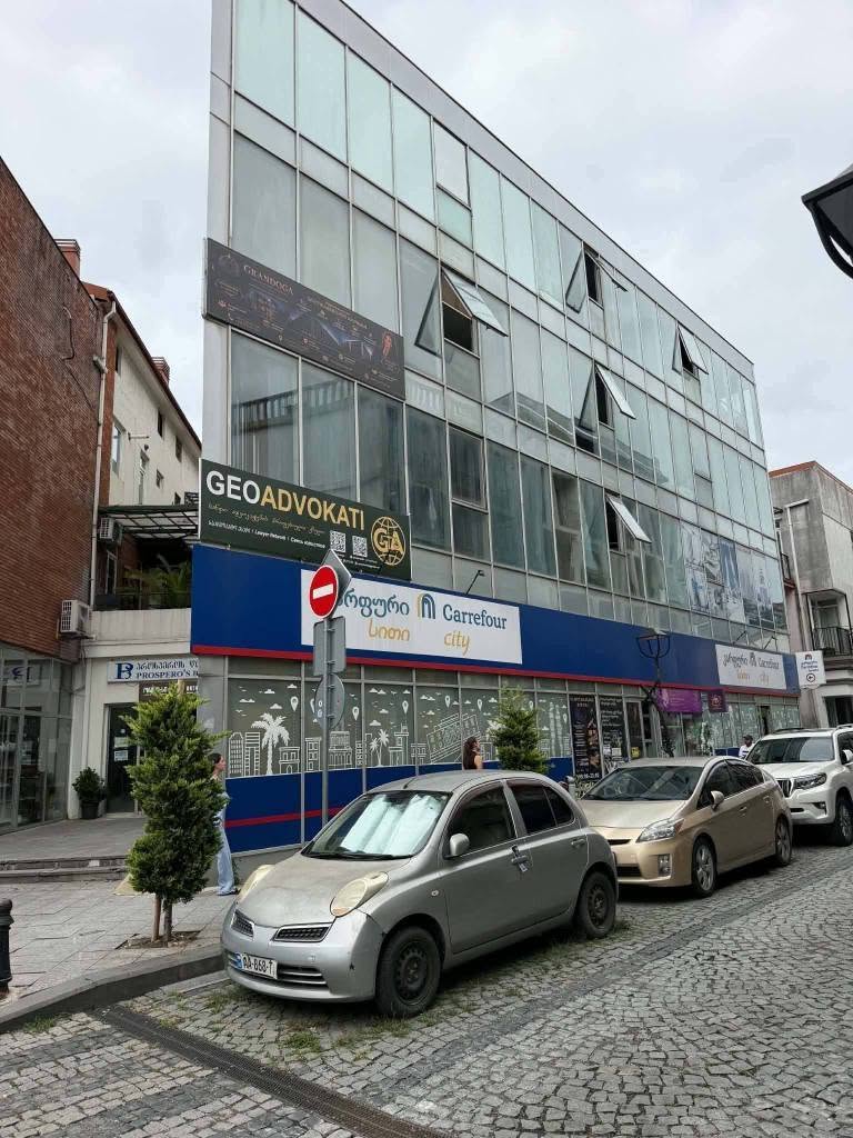 Qiymət endirildi. 29 900$ Mərkəzdə