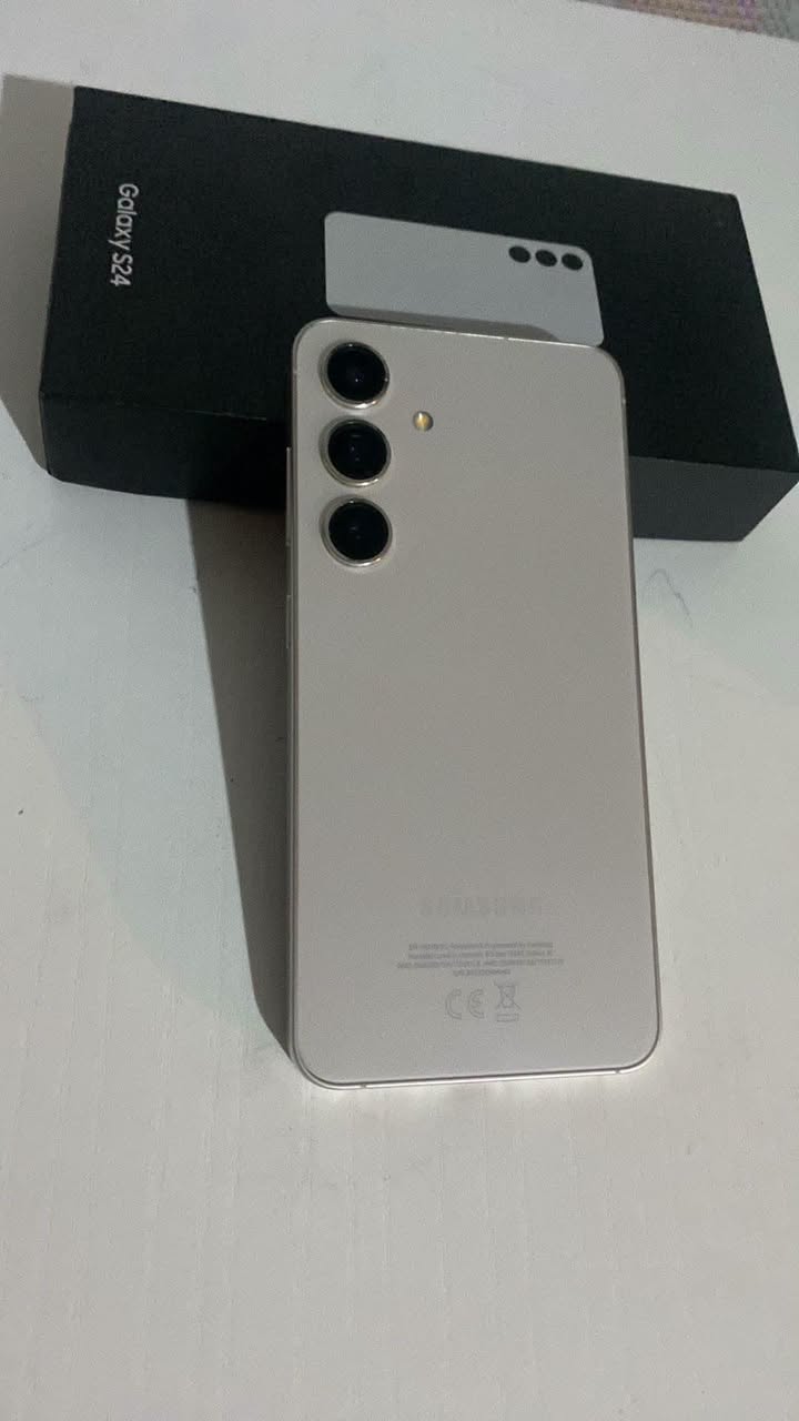 Վաճառվում է SAMSUNG GALAXY S24 բջջային հեռախոս