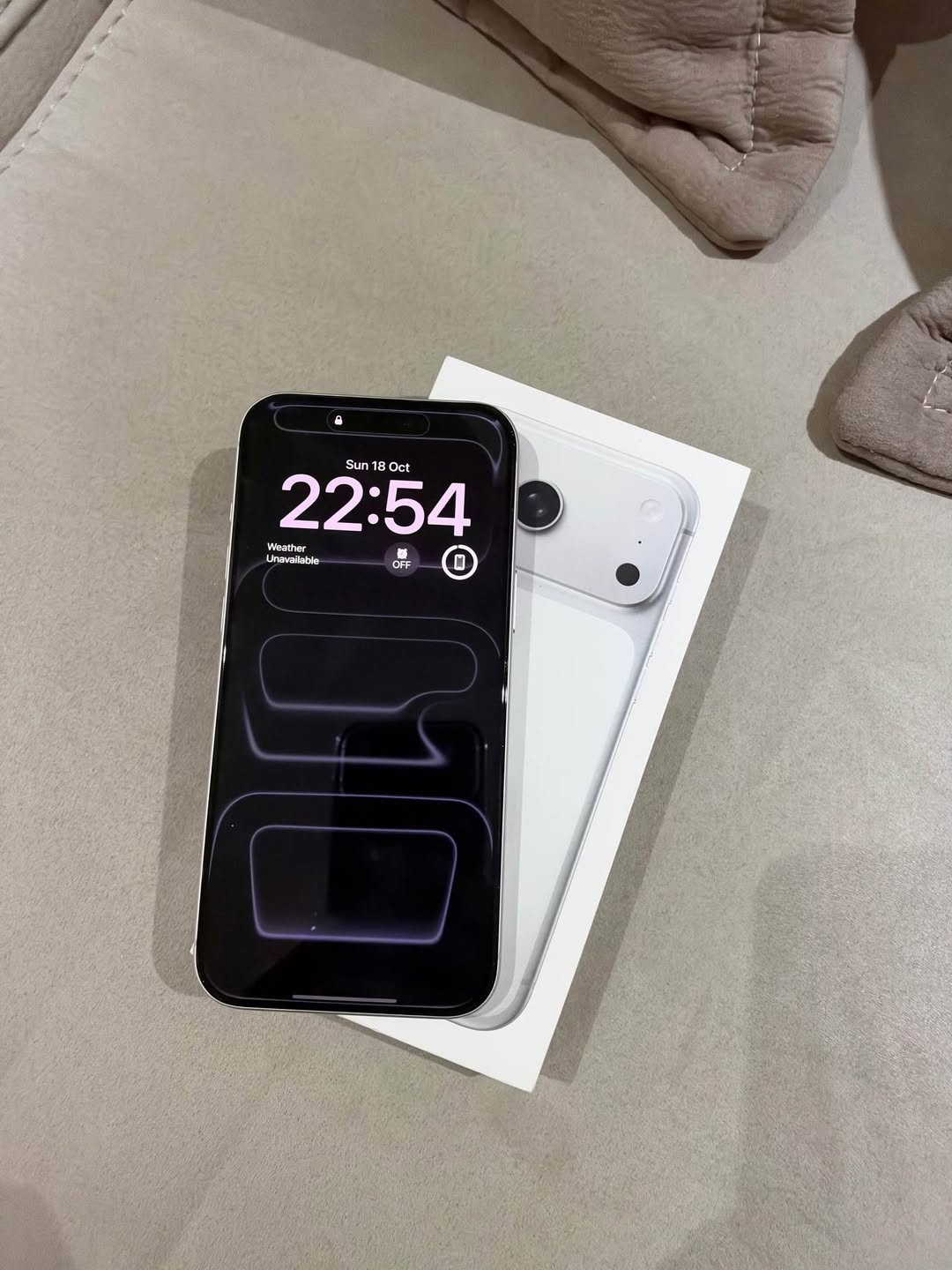 iPhone 17 Pro Max 256GB Silver, with box