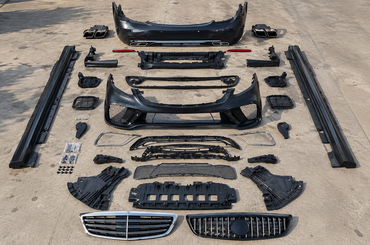 Mercedes-Benz S-Class 2018 — 2,300$