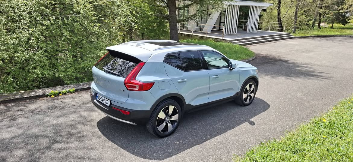 Volvo XC40 2019 — 14,900$