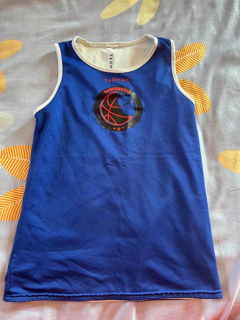 Tarmak blue basketball jersey
