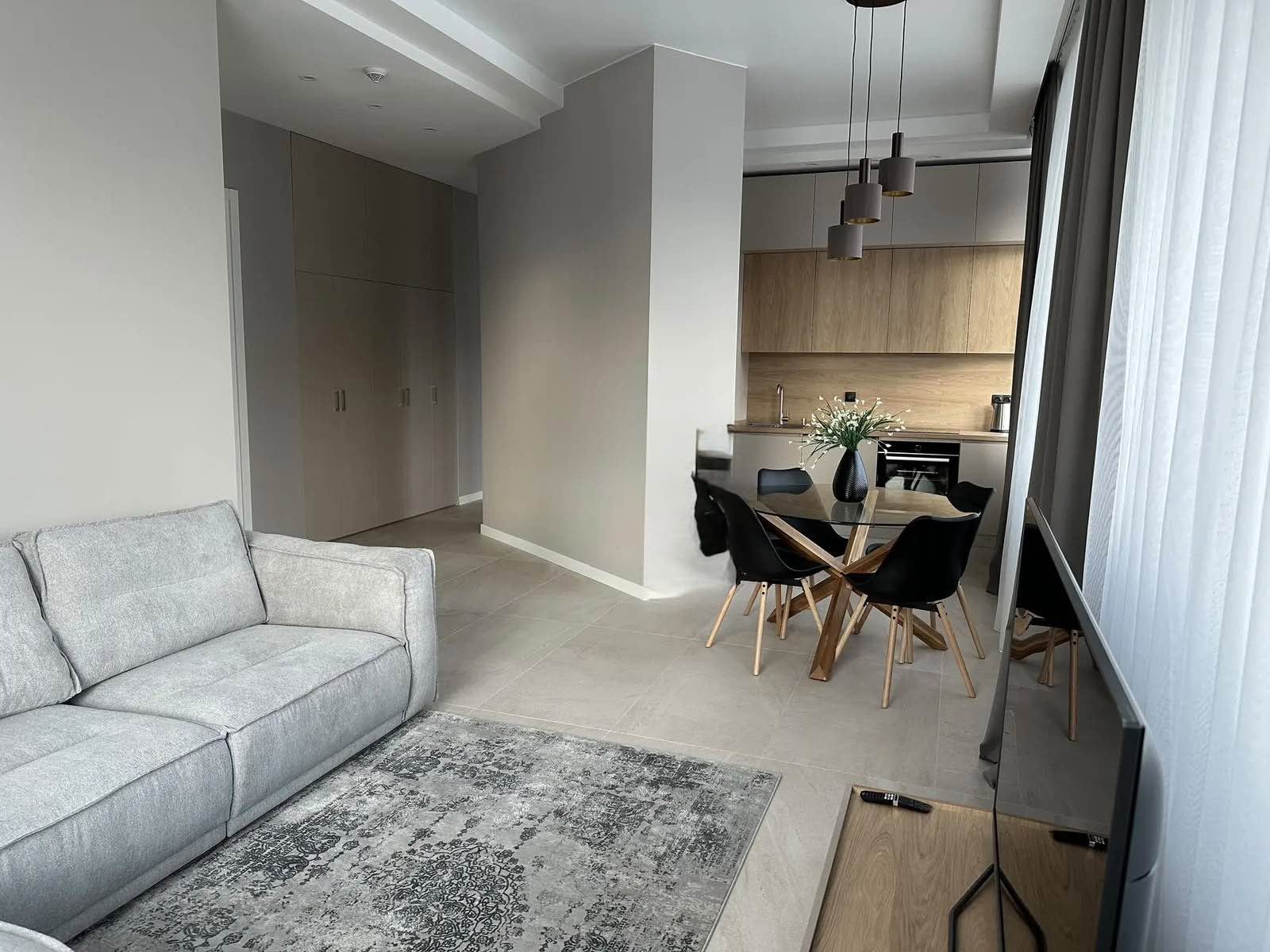 2 oda daire kiralık, Tiflis — $2,500