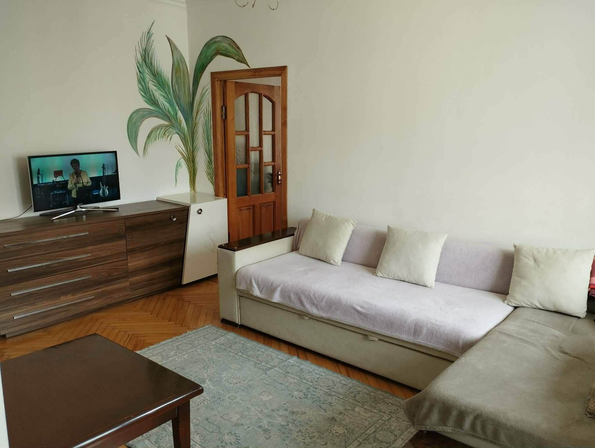 🏡 Mərkəzdə 2 otaqlı mənzil kirayə verilir — 800₼