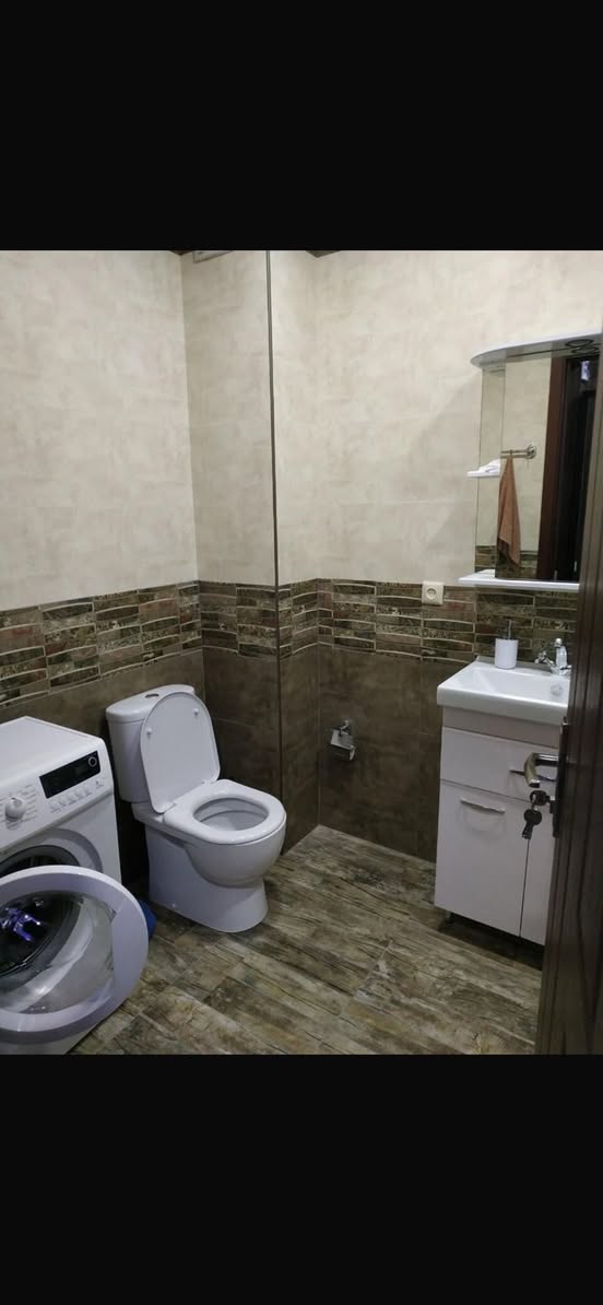 Kiralanıyor daire, Tiflis