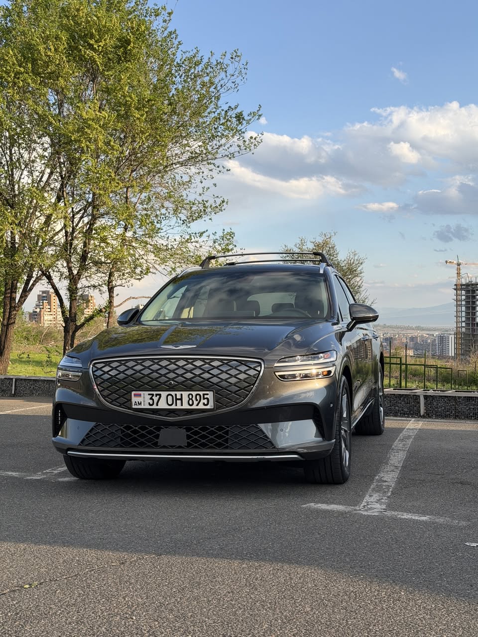 Genesis GV70 2024 — 20,000$