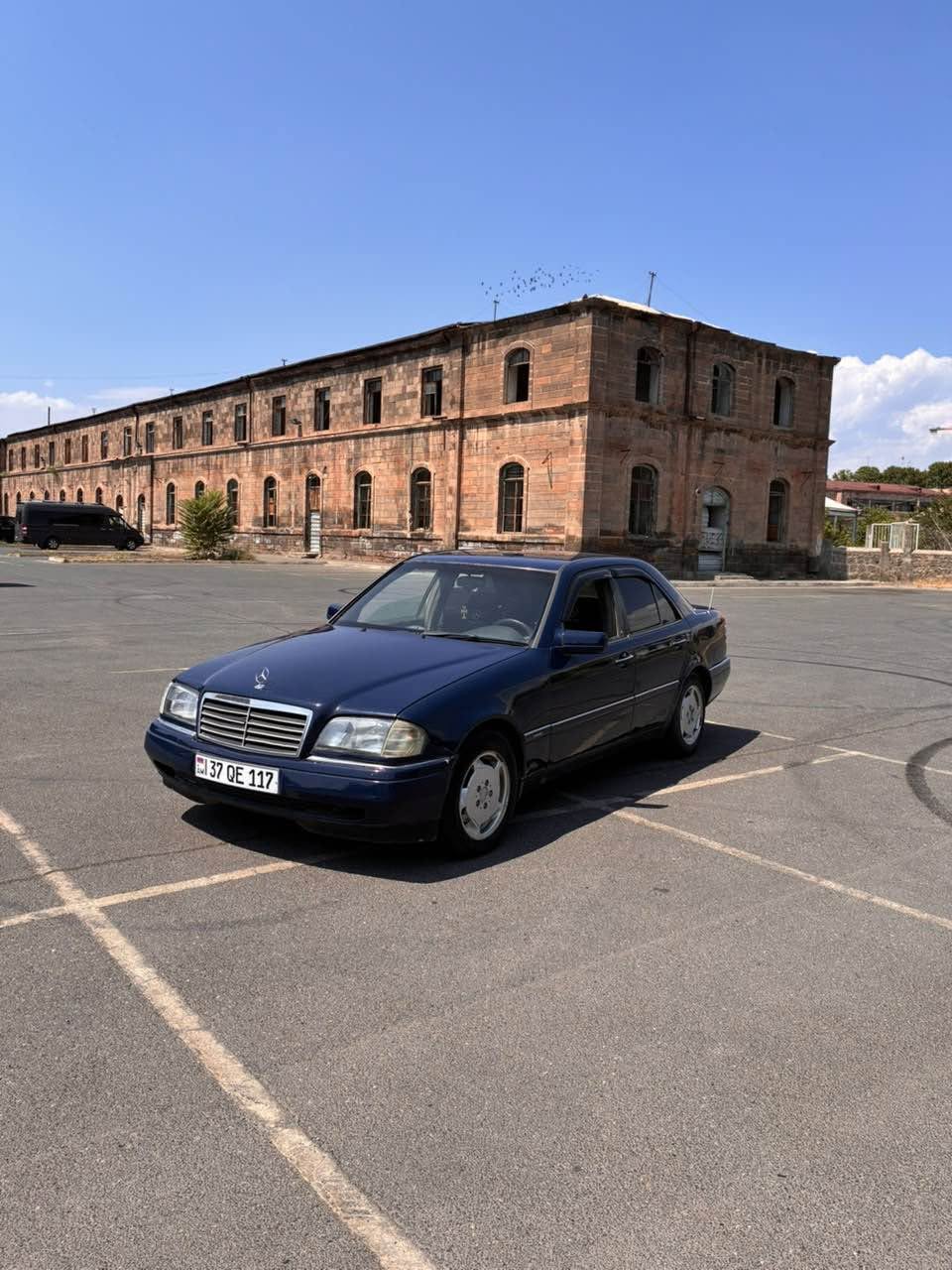 Mercedes-Benz C 180