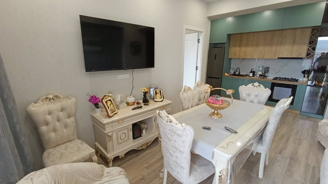 იჯარით გასაცემი ბინა, თბილისი — $1,000
