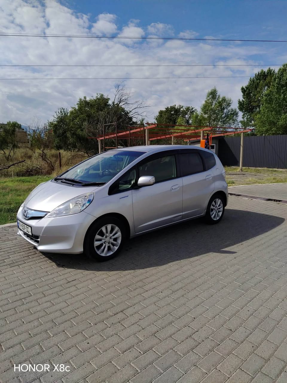 Продается Хонда Фит 2012 1.3 гибрид — 5,500$