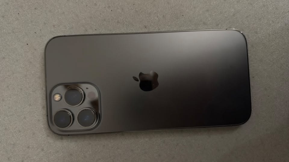 iPhone 13 Pro Max, ბატარეა 86%