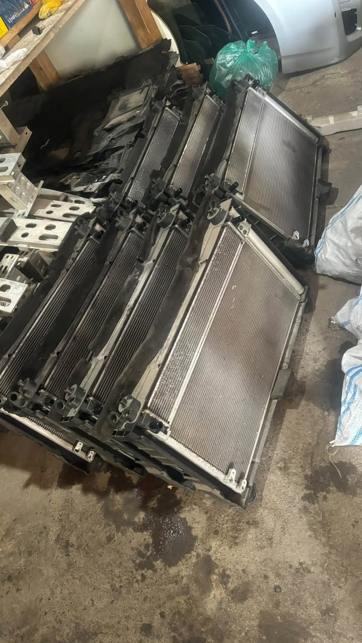 Third generation Japanese radiators — 150₾