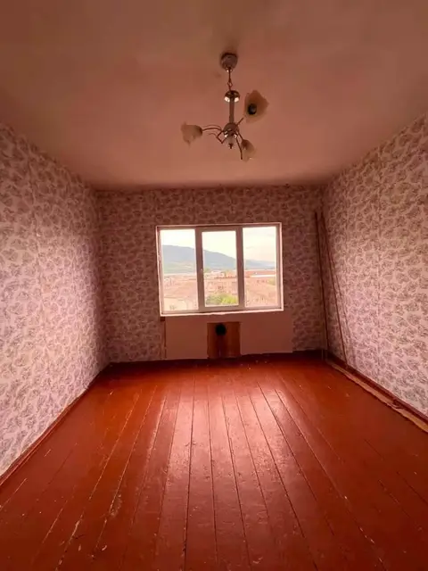 2-room apartment for sale, Gori — $37,500