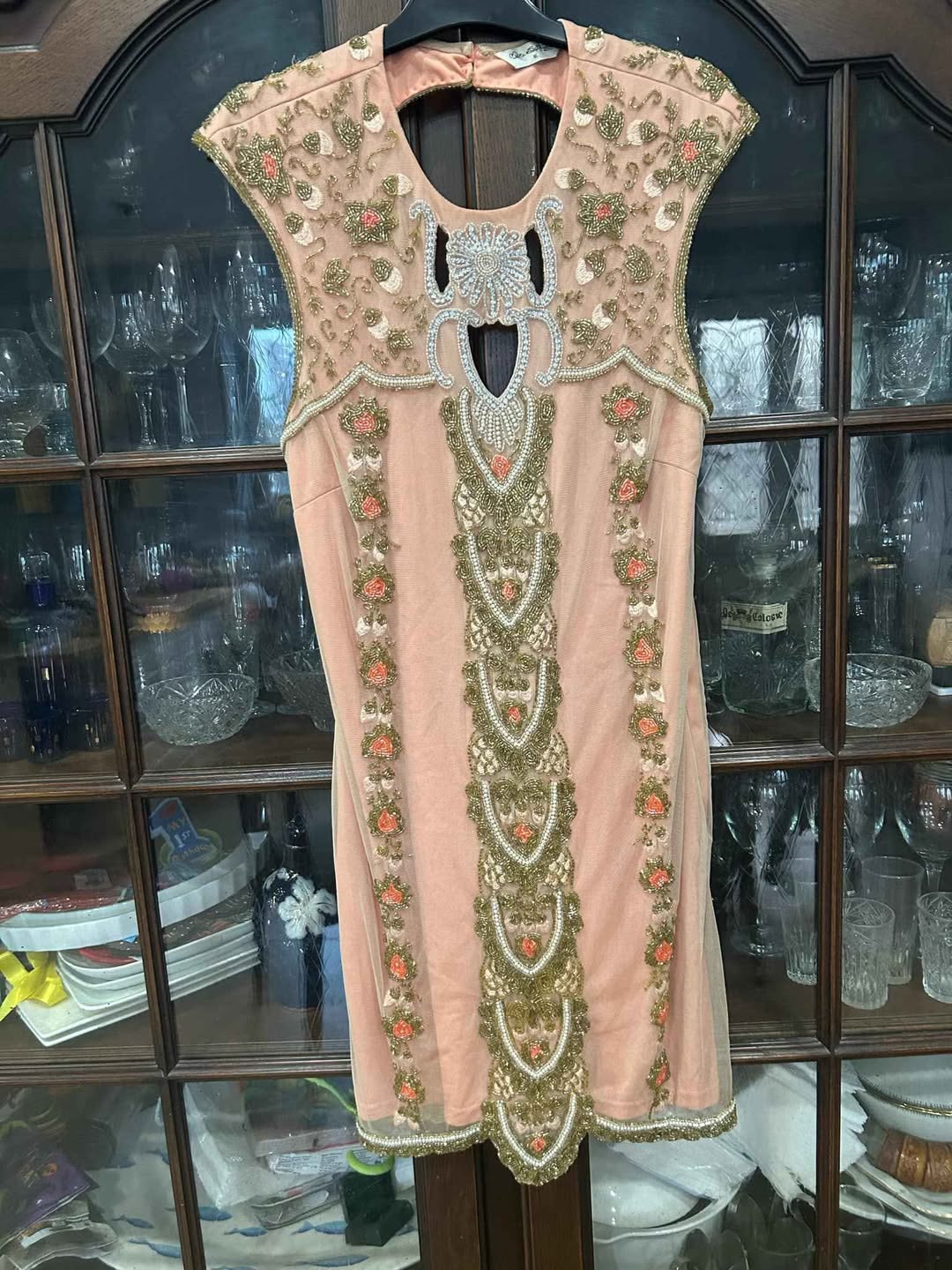ნაზი ვარდისფერი ხელით მოქარგული Miss Selfridge-ის — 80₾