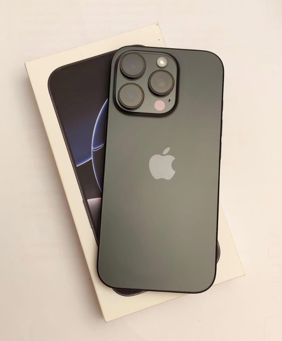 iPhone 16 Pro 256GB, battery 93%