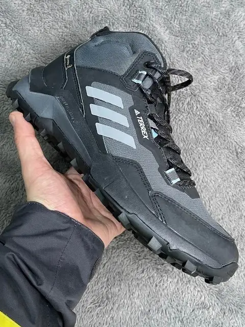 Adidas Terrex hiking boot, authentic, new