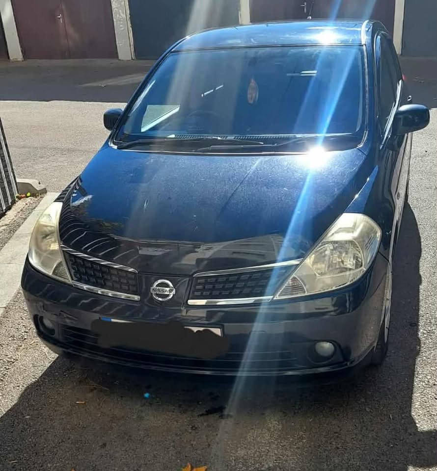 იყიდება სასწრაფოდ 3200$ ( ფასზე მანქანასთან)