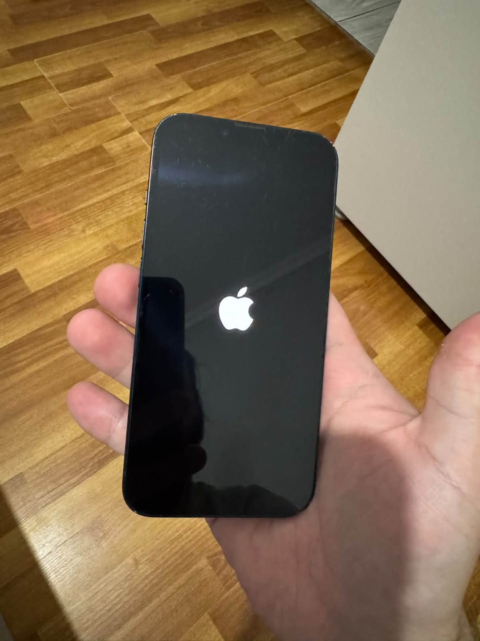 iPhone 14 128GB, pil 76%
