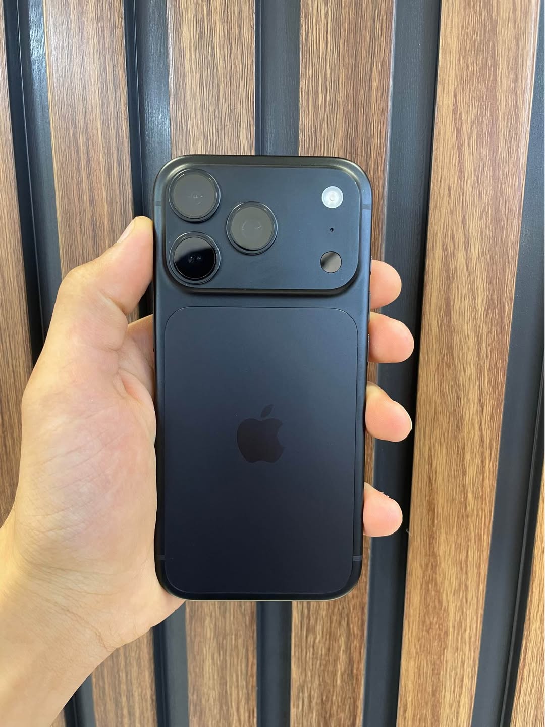iphone 18 pro 256gb 100% 16cikl — 510,000֏
