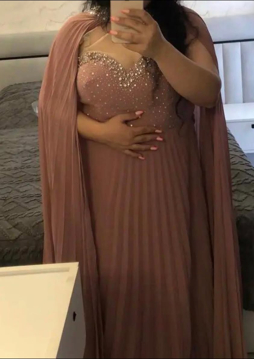 Evening dress, large size, worn once