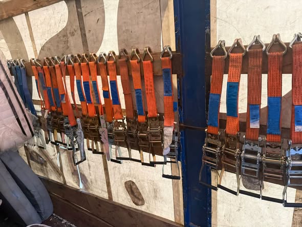 Satılır qəvəd 8 metrlik 10 — 35₾
