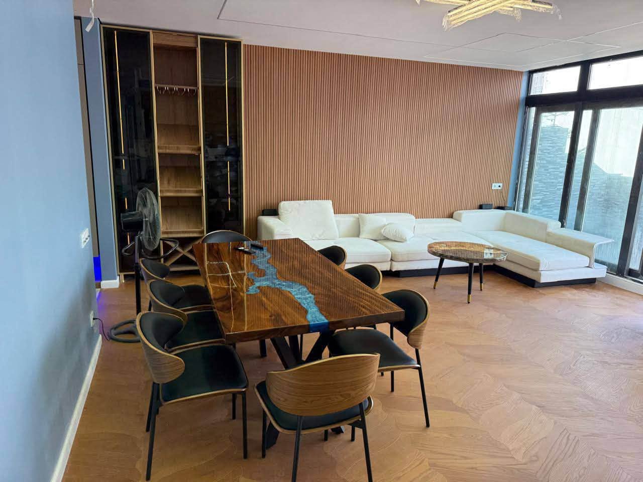 A 4-bedroom apartment for sale in Batumi, $359,000