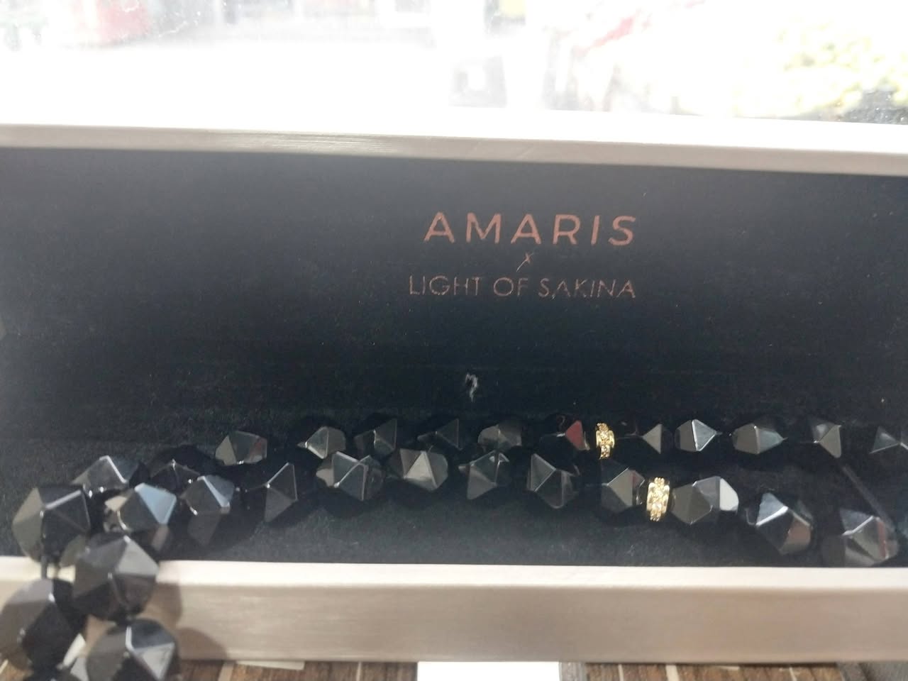 Amaris x Light of Sakina bilərzik